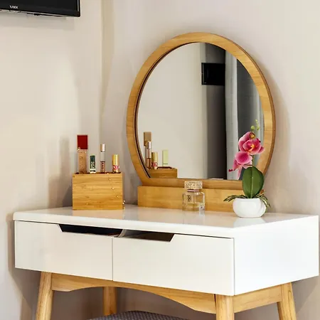 La Casa Di Fiori Stylish Holiday home